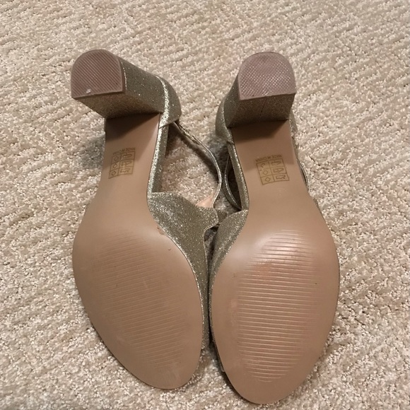 Aalie Sandal - Picture 5 of 5